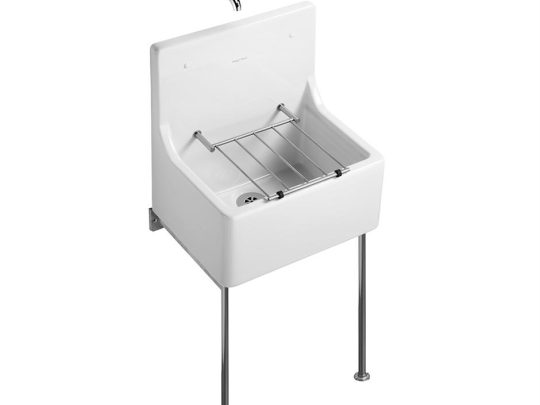 Alder Cleaner's Sink With Bucket Grating